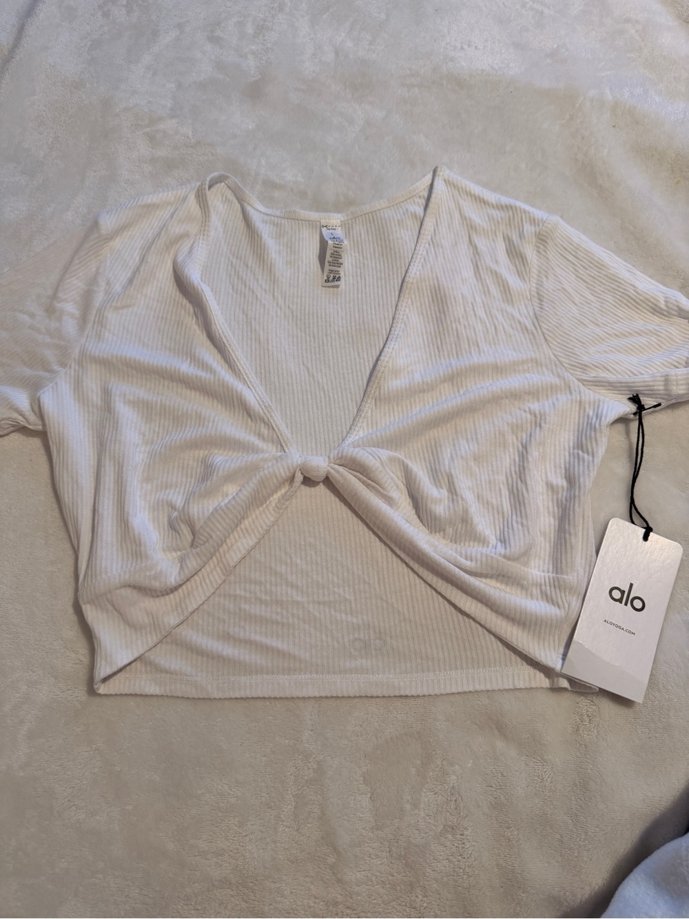 NWT ALO Yoga Ribbed Knotty Short Sleeve Crop Top White - Picture 8 of 8